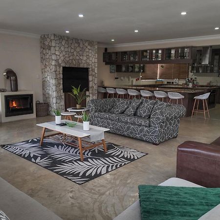 Vogelstrand Holiday House Свакопмунд Экстерьер фото